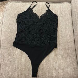 Lace body suit